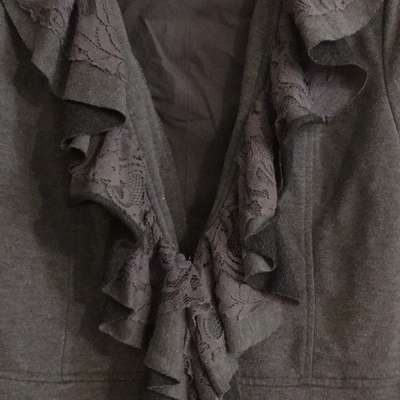 Adorable Lace & Ruffle Blazer - Picture 2 of 4